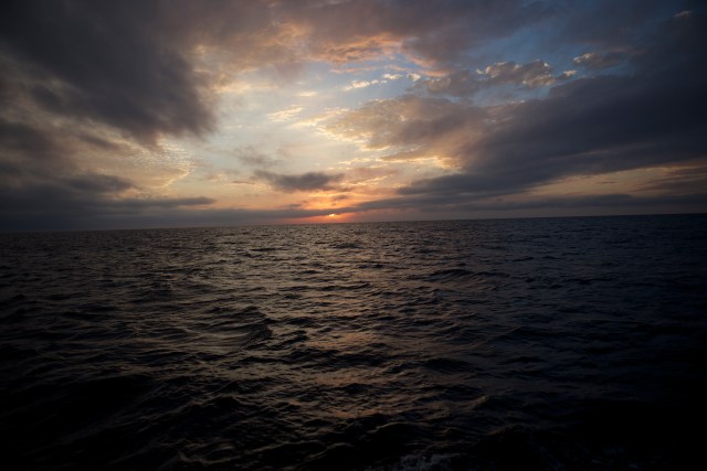 Red sky at night - sailors delight.