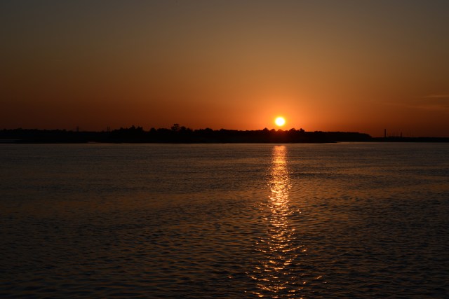 We are rewarded with a beautiful sunset and a quiet night.